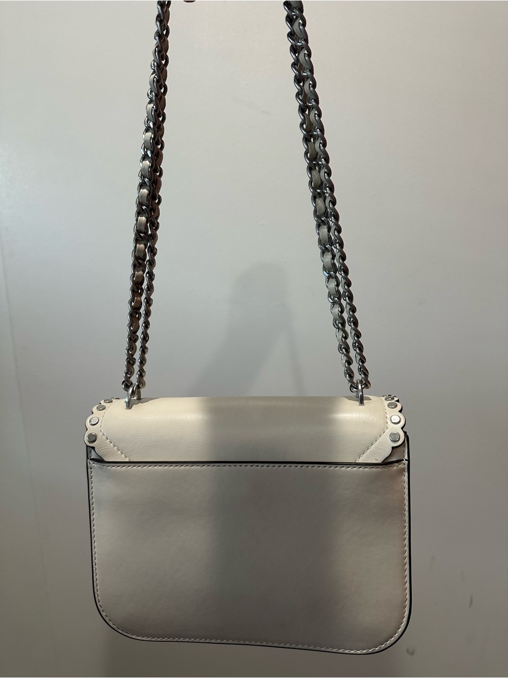 Tory Burch Cream Scalloped-Edge Leather Crossbody with Silver Chain - Picture 6 of 6